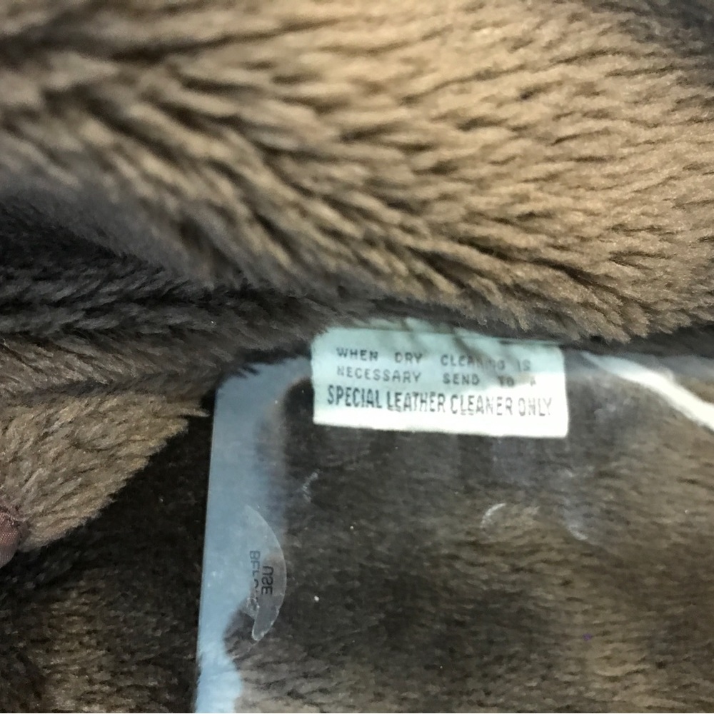 Berman’s vintage brown leather jacket - Picture 15 of 16